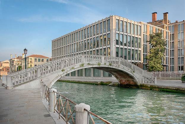 Top 6 Fabulous Hotels At Venice